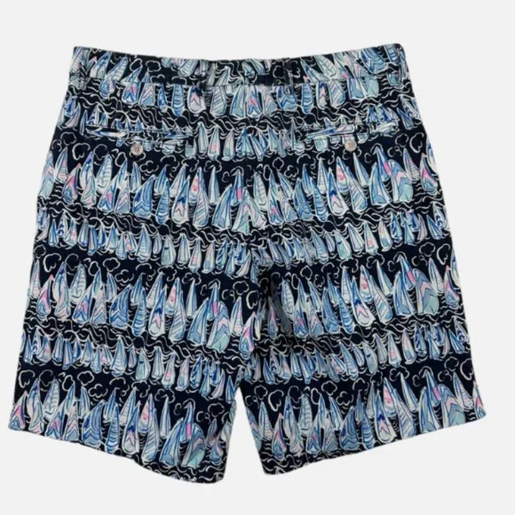 NWT Lilly Pulitzer Beaumont Stretch Shorts 42R in Low Tide Navy Sails & Stripes